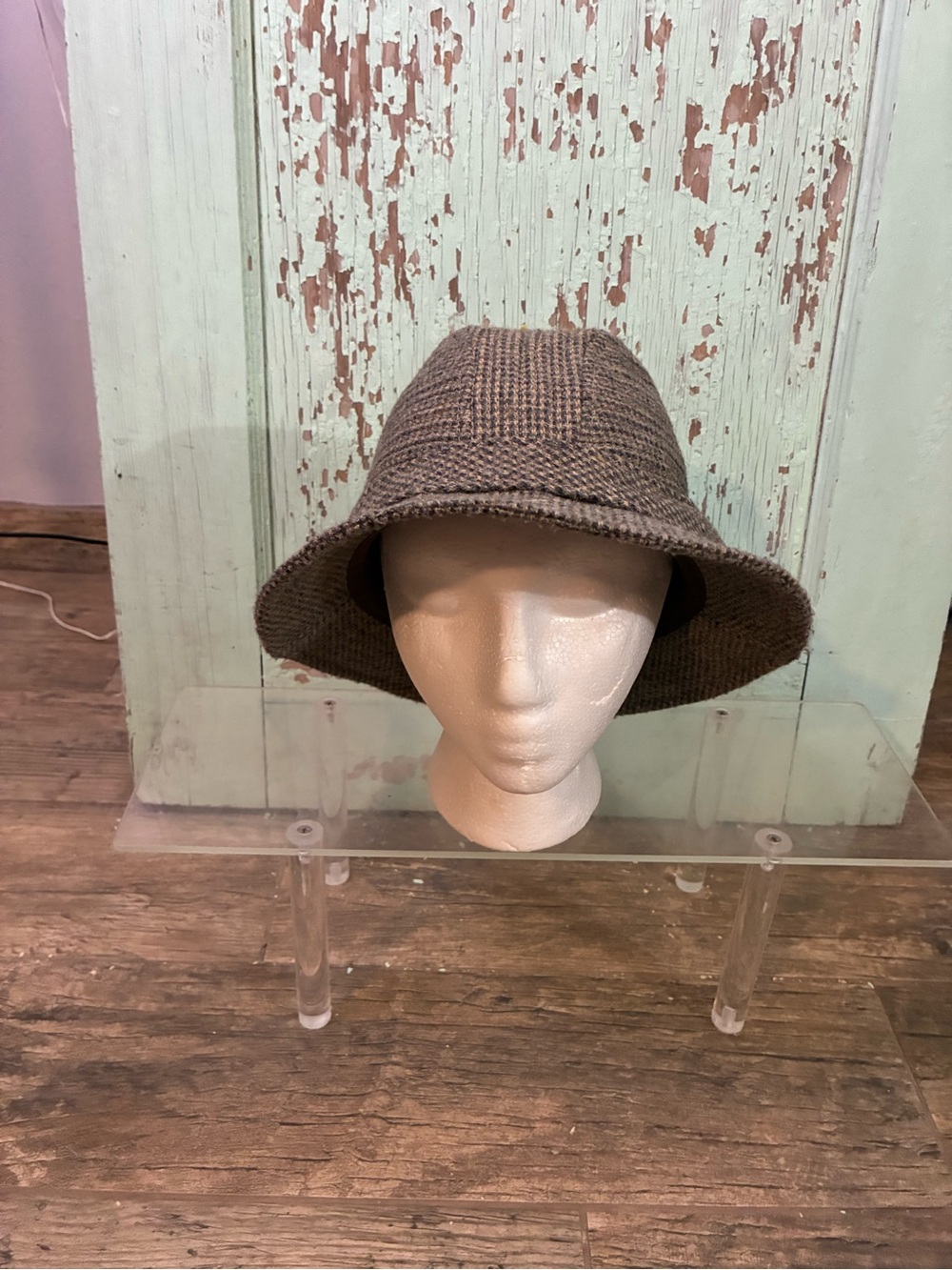 Men's country gentleman travelers  Bucket Hat in Brown